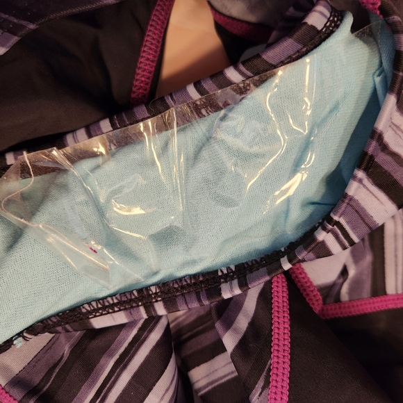 Athleta NWOT Jacquard One Piece Swimsuit - Picture 4 of 5